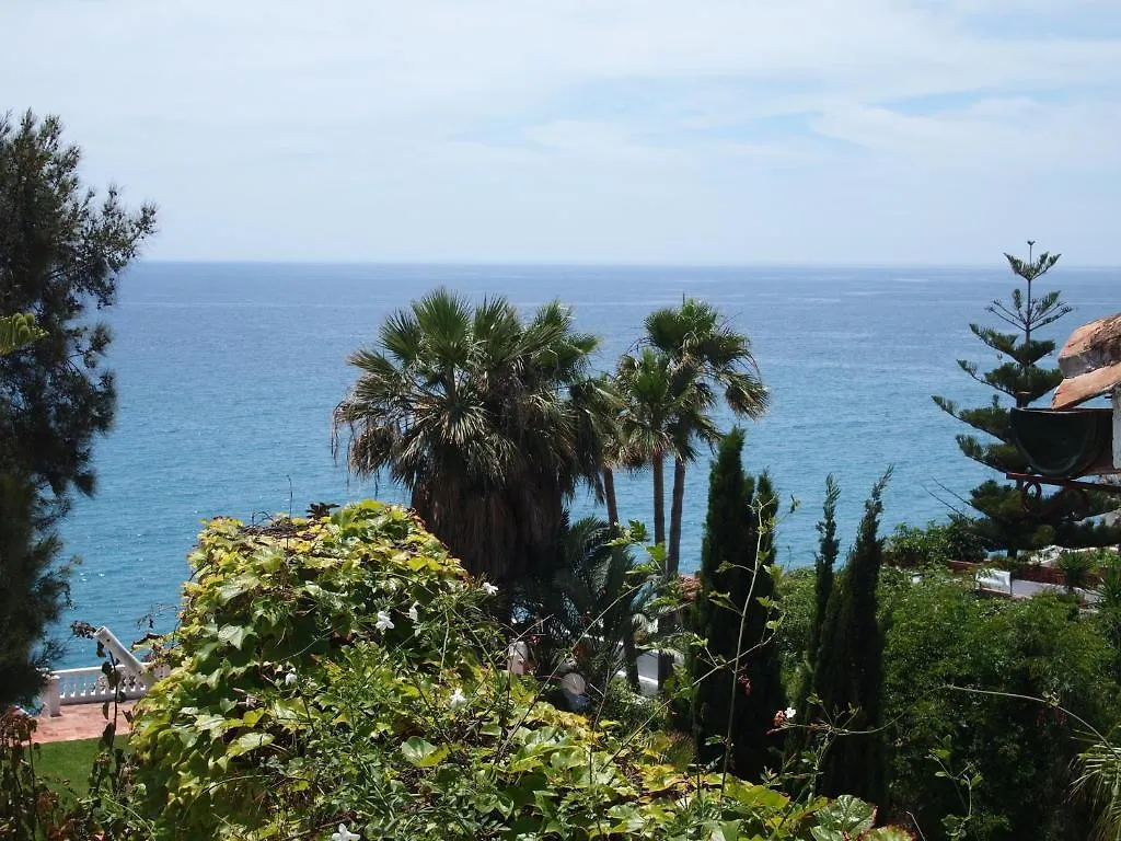 Hostal Tres Soles Nerja Spain