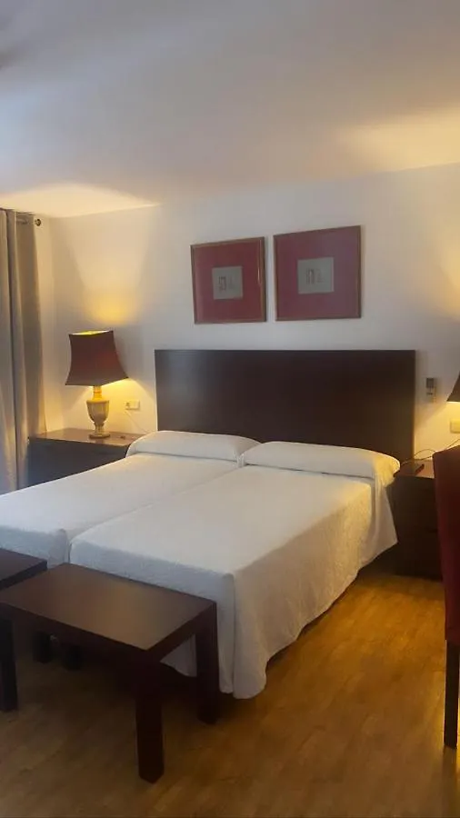 Guest house Hostal Tres Soles Nerja