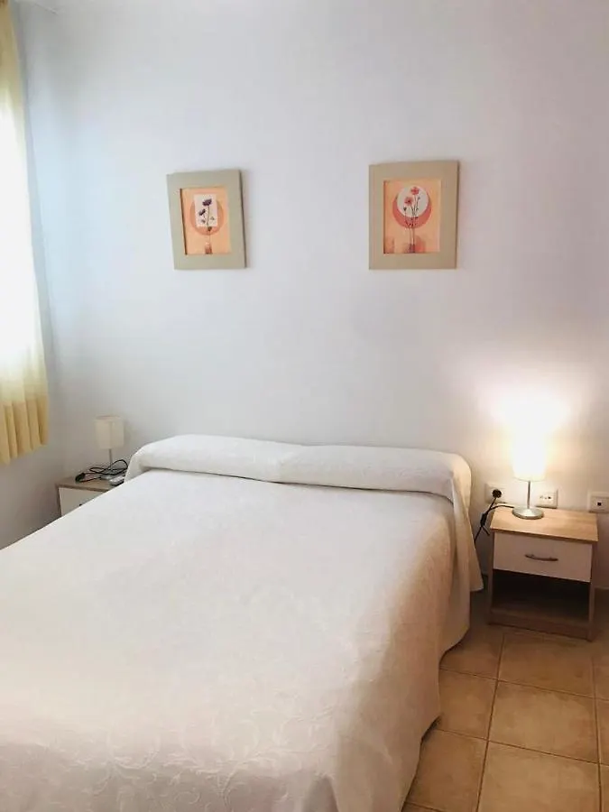 Hostal Tres Soles Nerja Spain
