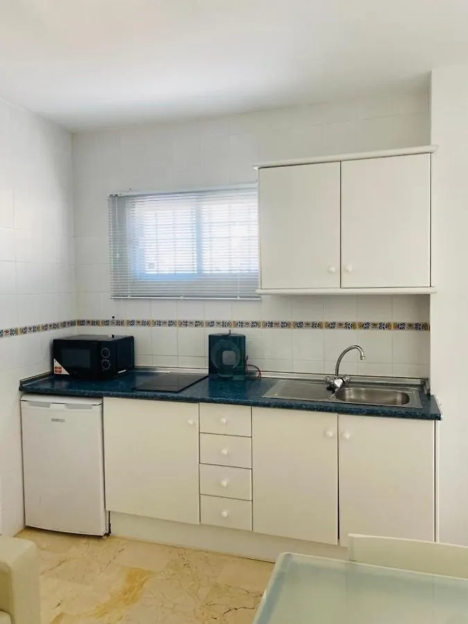 Hostal Tres Soles Nerja Guest house