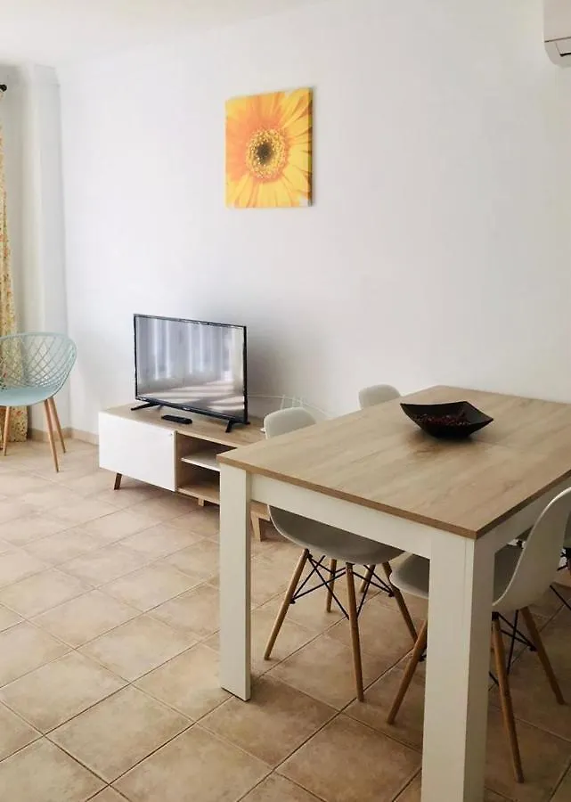 Hostal Tres Soles Nerja Guest house