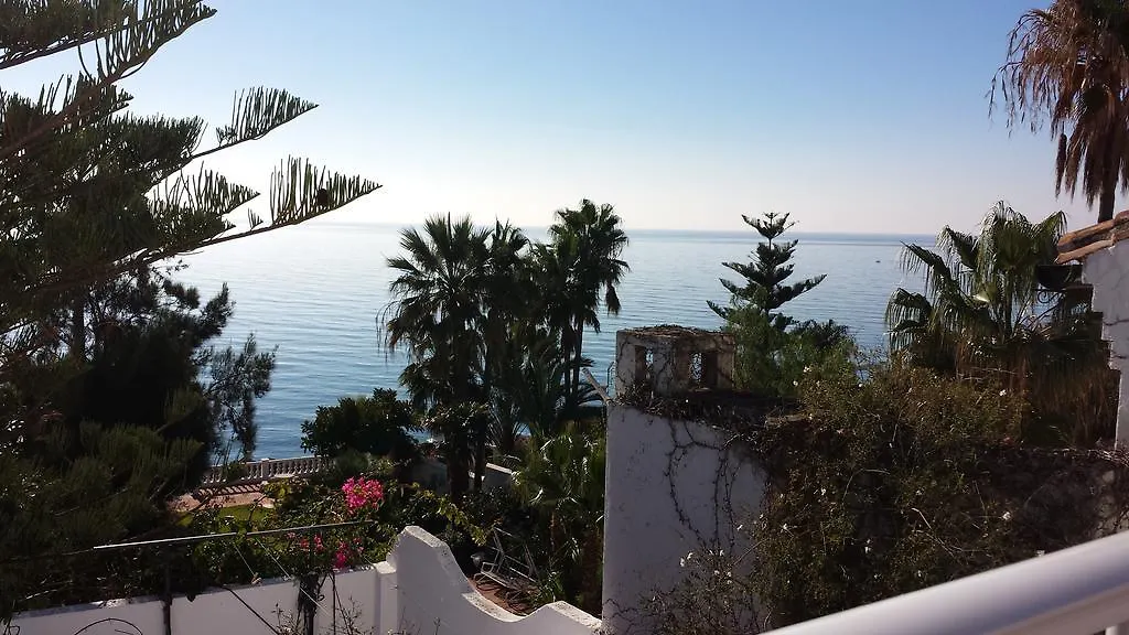 Guest house Hostal Tres Soles Nerja