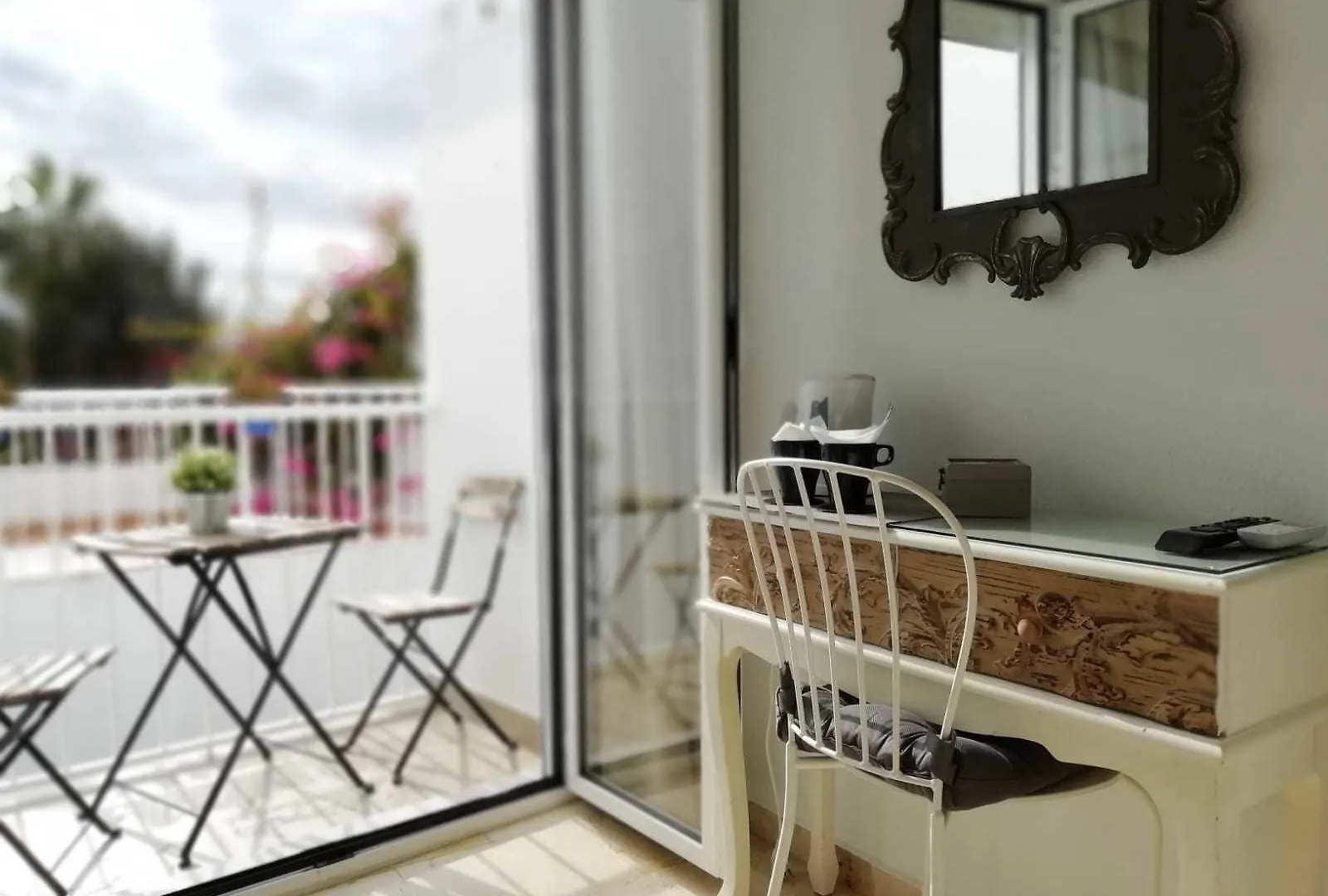 Hostal Tres Soles Nerja Guest house